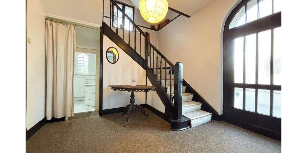 Einfamilienhaus Leverkusen Bürrig - 7 Zimmer, 155 m&sup2;, 698.000&euro; | Angebot:24721315