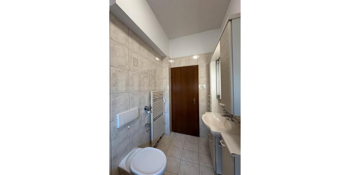 Erdgeschoßwohnung Köln Kalk - 2 Zimmer, 60 m&sup2;, 800&euro; | Angebot:26688490