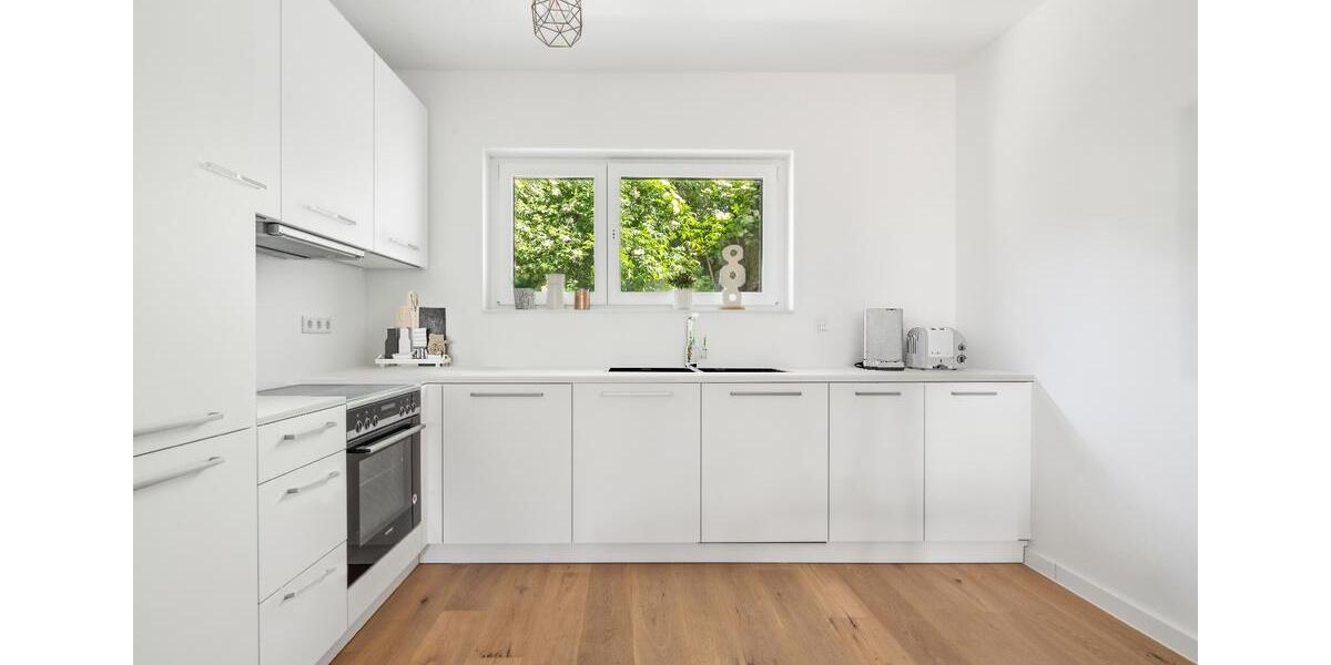 Etagenwohnung Düsseldorf Stadtbezirk 3 - 4 Zimmer, 108 m&sup2;, 2.070&euro; | Angebot:24877614