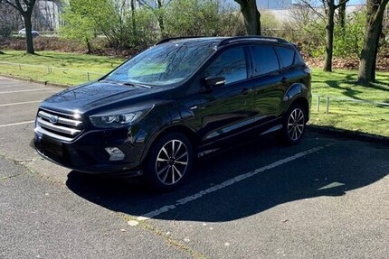 Ford Kuga 61.400 km 18.800 € Neuss 41460