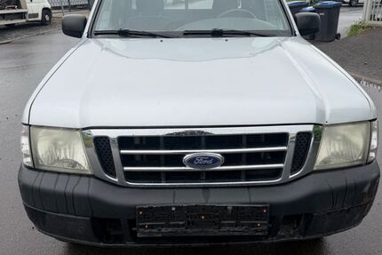 Ford Ranger 180.000 km 6.300 &euro; Köln/Poll 51105