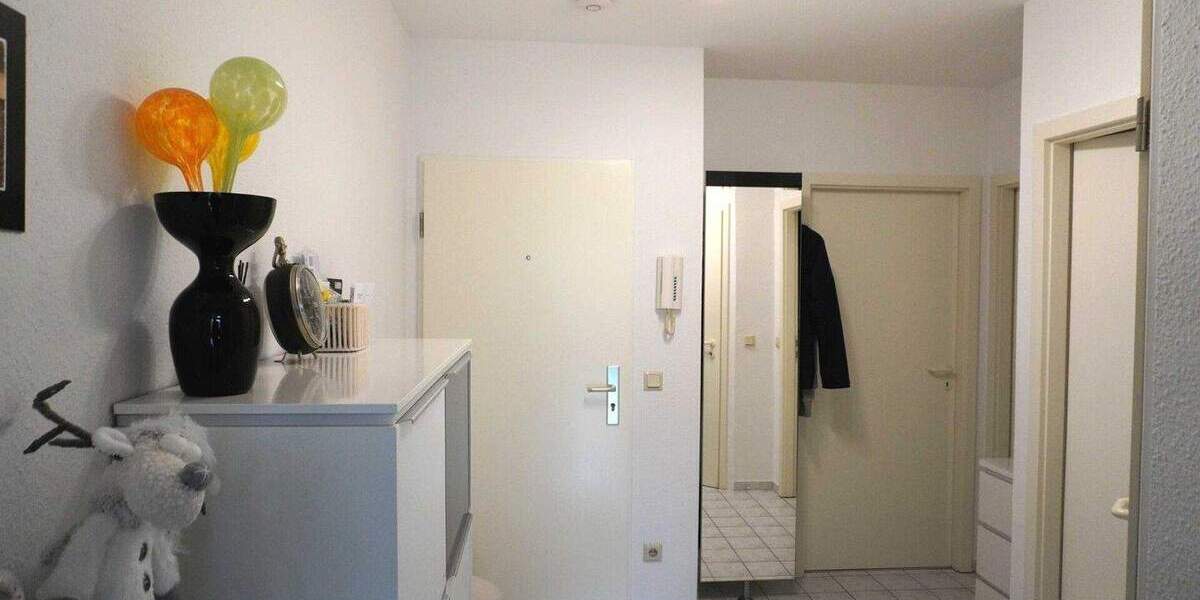 Etagenwohnung Leverkusen Lützenkirchen - 2 Zimmer, 57 m&sup2;, 224.000&euro; | Angebot:25698482