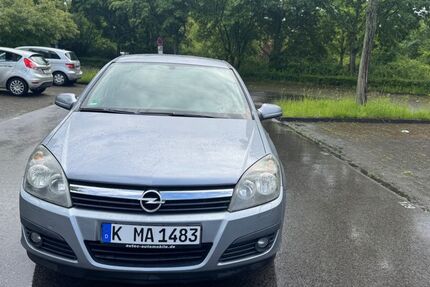 Opel Astra 165.000 km 2.550 &euro; Köln 51063