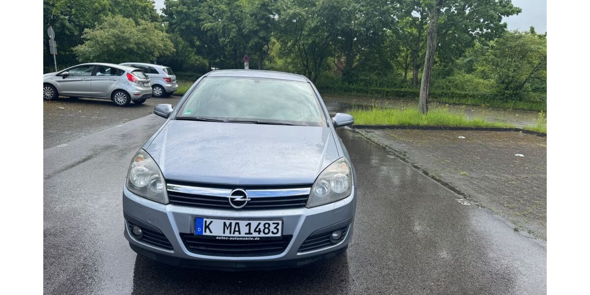 Opel Astra 165.000 km 2.550 &euro; Köln 51063