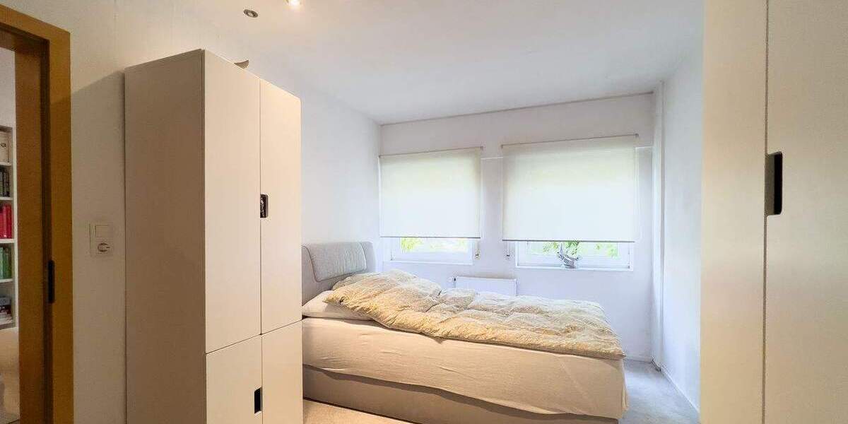 Mehrfamilienhaus, Wohnhaus Solingen Gräfrath - 1 Zimmer, 217 m&sup2;, 449.000&euro; | Angebot:23969431