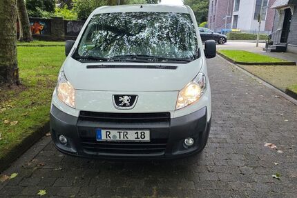 Peugeot Expert 82.000 km 9.500 &euro; Solingen 42719