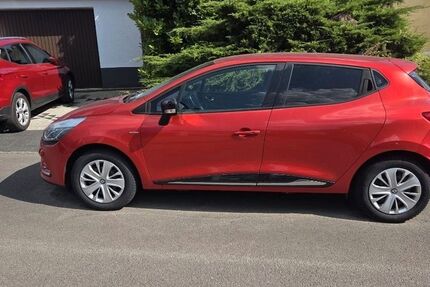 Renault Clio 32.000 km 8.200 &euro; Remscheid 42897