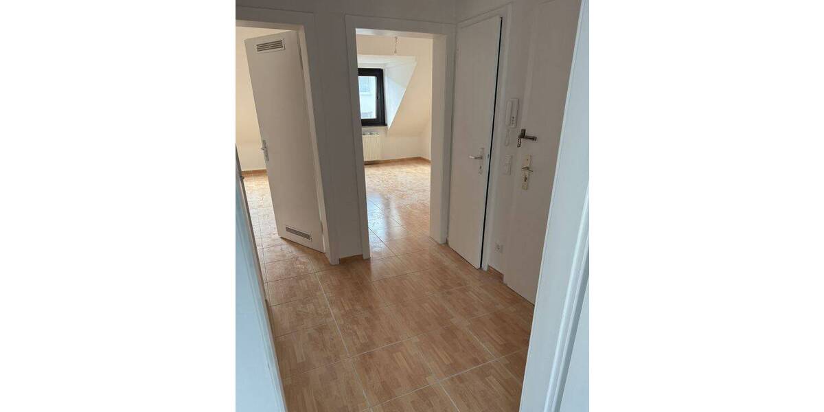 Etagenwohnung Düsseldorf Derendorf - 2 Zimmer, 53 m&sup2;, 630&euro; | Angebot:26875476