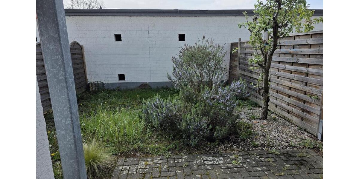 Erdgeschoßwohnung Leverkusen Schlebusch - 2 Zimmer, 63 m&sup2;, 790&euro; | Angebot:25943404