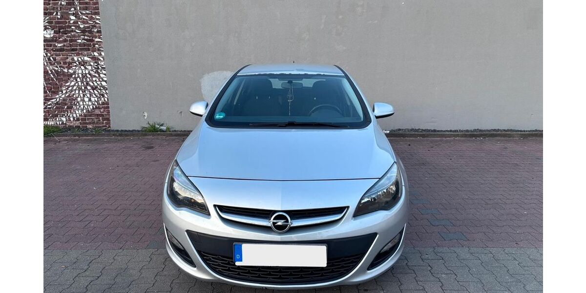 Opel Astra 226.500 km 3.400 &euro; Düsseldorf 40627