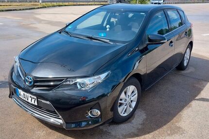 Toyota Auris 125.000 km 9.850 € Wuppertal 42277