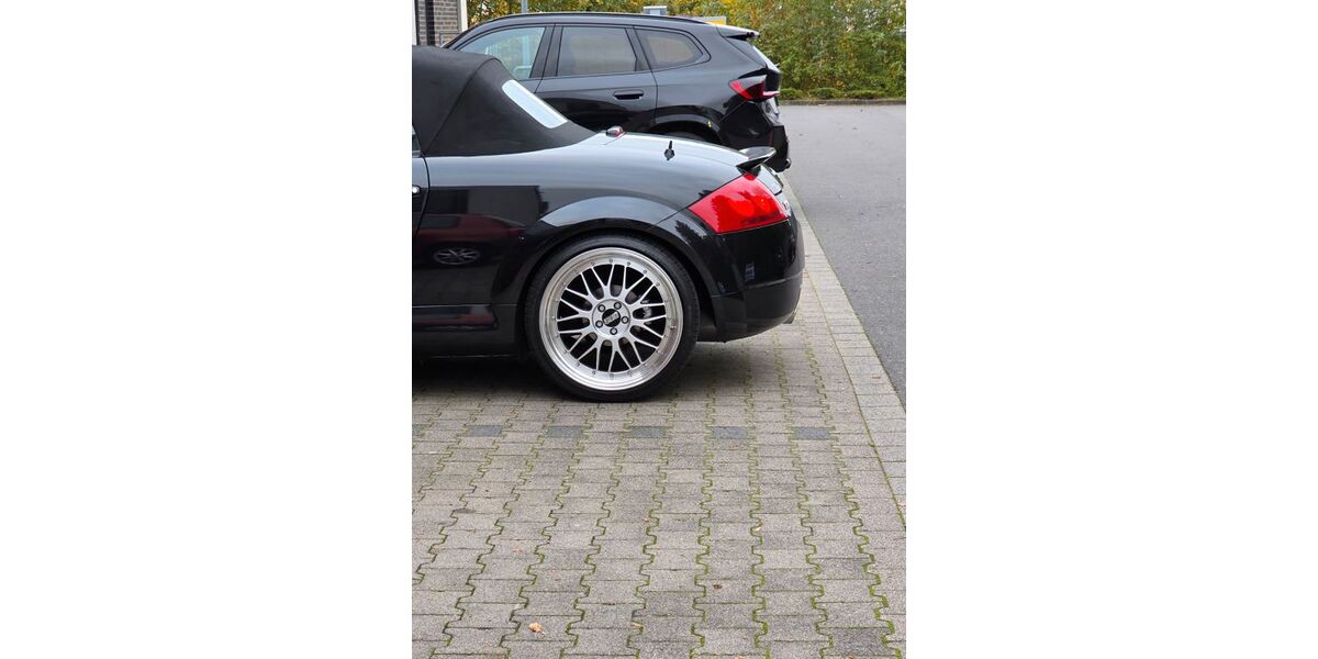 Audi TT 118.000 km 10.990 &euro; Solingen 42719