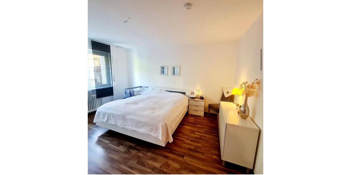 Etagenwohnung Solingen Central - 3 Zimmer, 87 m&sup2;, 795&euro; | Angebot:24682903