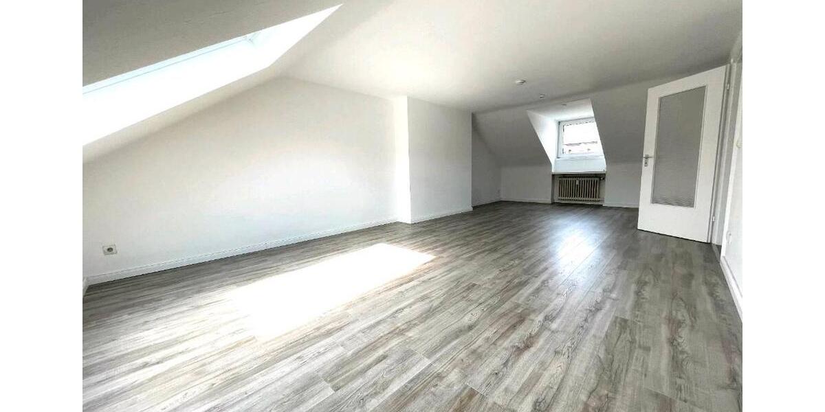 Dachgeschoßwohnung Velbert Velbert-Mitte - 2.5 Zimmer, 49 m&sup2;, 570&euro; | Angebot:26585308