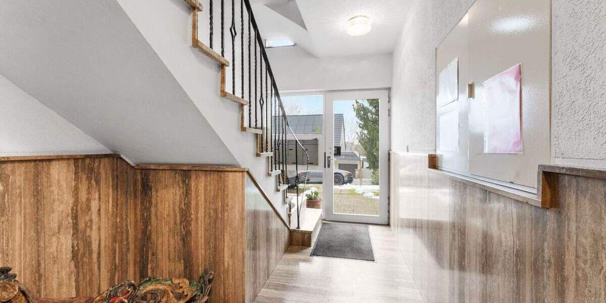 Mehrfamilienhaus, Wohnhaus Odenthal Hüttchen - 8 Zimmer, 251 m&sup2;, 399.000&euro; | Angebot:25775948