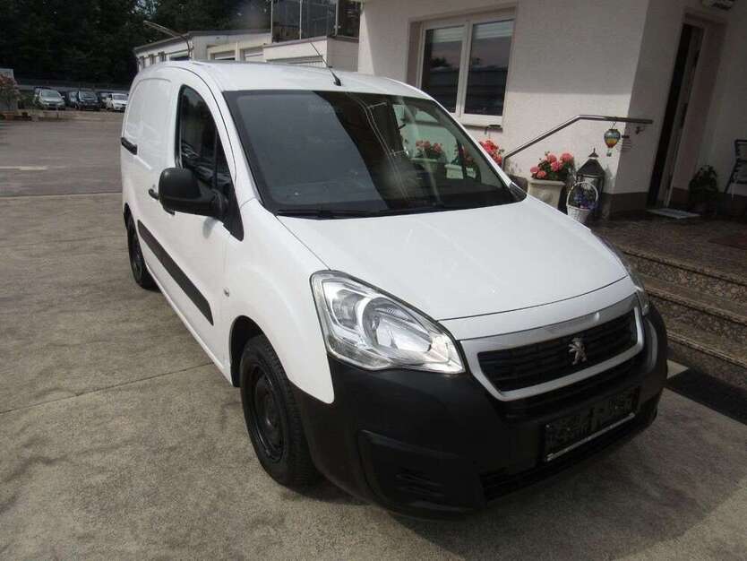 Peugeot Partner 133.000 km 7.700 € Leverkusen 51371