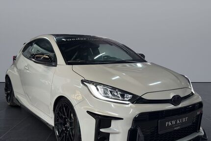 Toyota Yaris 15.994 km 54.990 &euro; Remscheid 42857