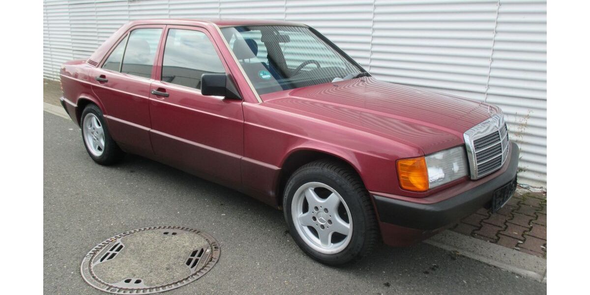 Mercedes-Benz 190 113.195 km 5.988 € Köln 50933