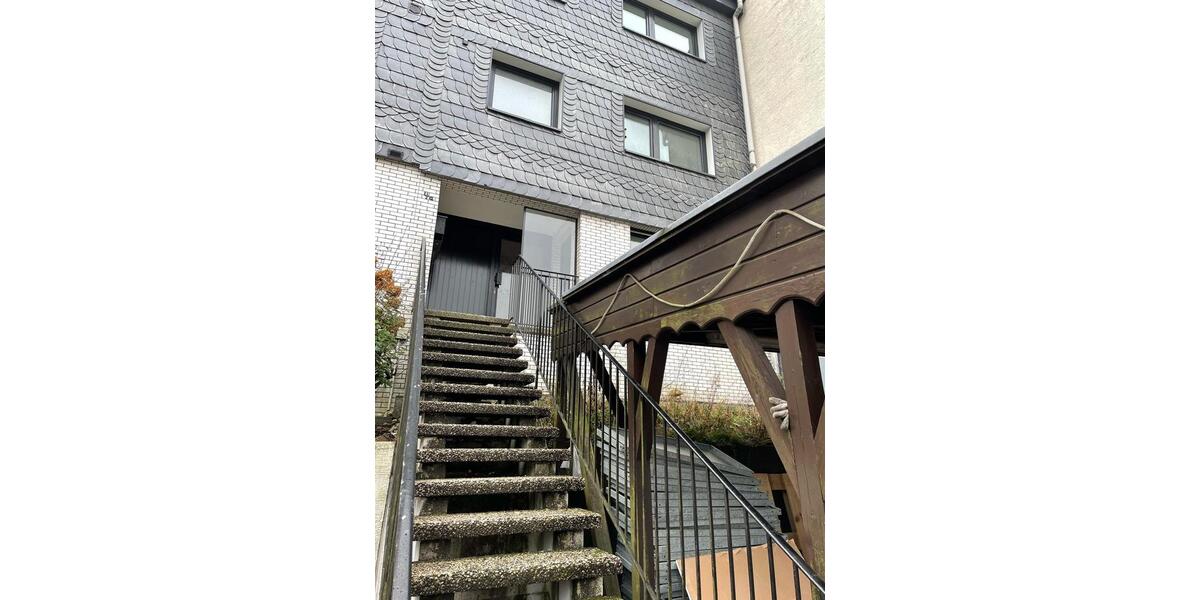 Reihenhaus Düsseldorf Stadtbezirk 3 - 5 Zimmer, 165 m&sup2;, 1.800&euro; | Angebot:25967730