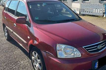 Kia Carens 129.000 km 899 &euro; Düsseldorf 40235
