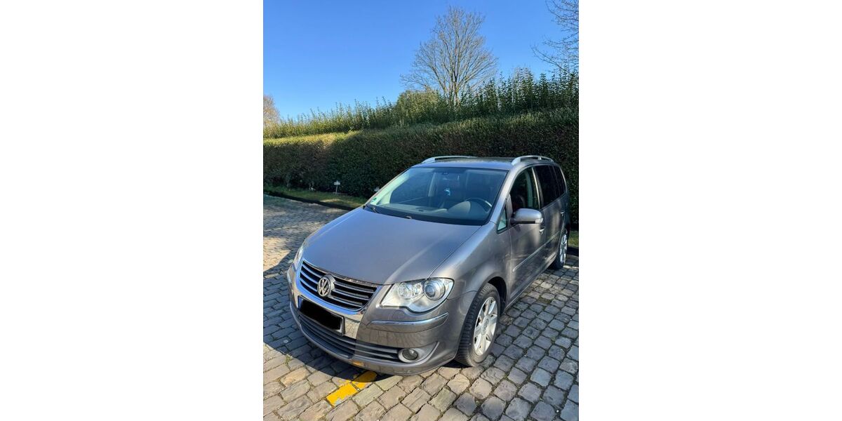 VW Touran 297.000 km 3.499 &euro; Wuppertal 42285