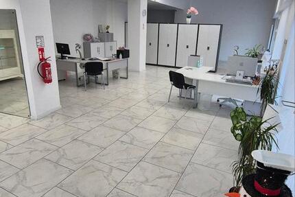 Gewerbeobjekt Düsseldorf Stadtbezirk 2 - 2.000&euro; | Angebot:24444105