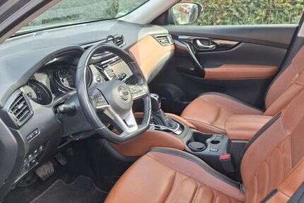 Nissan X-Trail 61.700 km 19.900 &euro; Neuss 41462