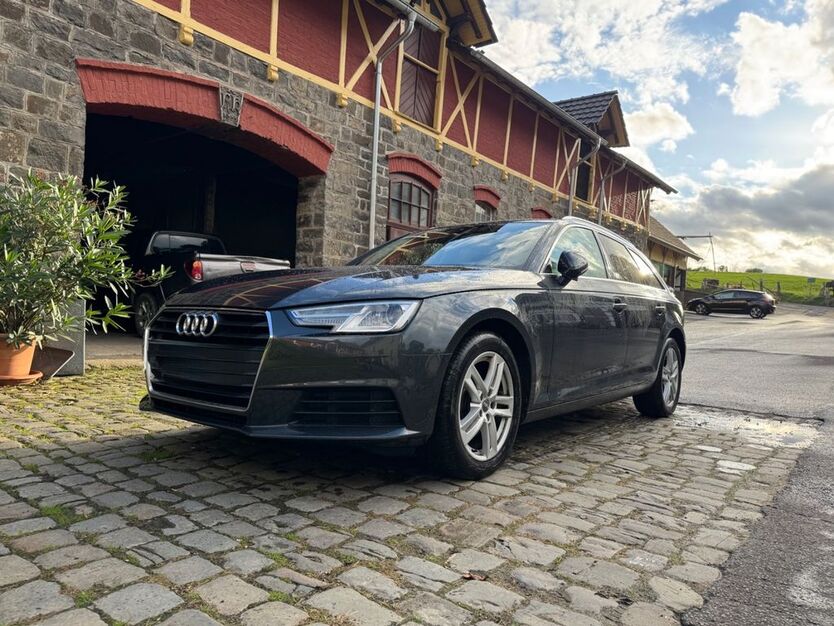 Audi A4 127.577 km 18.900 € Engelskirchen 51766