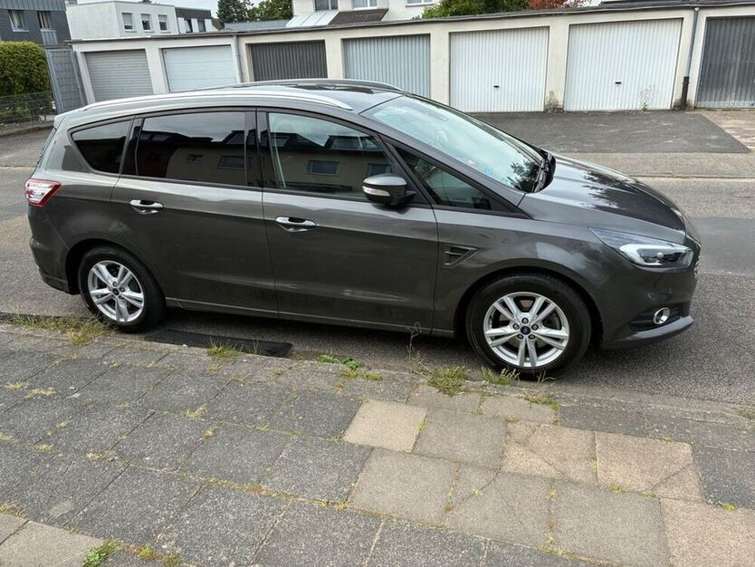 S-Max