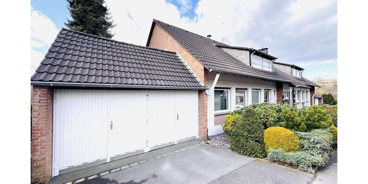 Etagenwohnung Solingen Mitte - 3 Zimmer, 83 m&sup2;, 247.000&euro; | Angebot:26014646