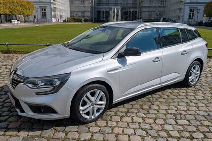 Renault Megane 38.264 km 12.100 € Bergisch Gladbach 51427