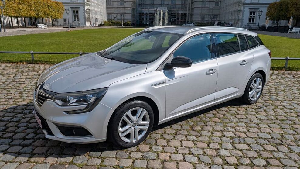 Renault Megane 38.264 km 12.100 € Bergisch Gladbach 51427