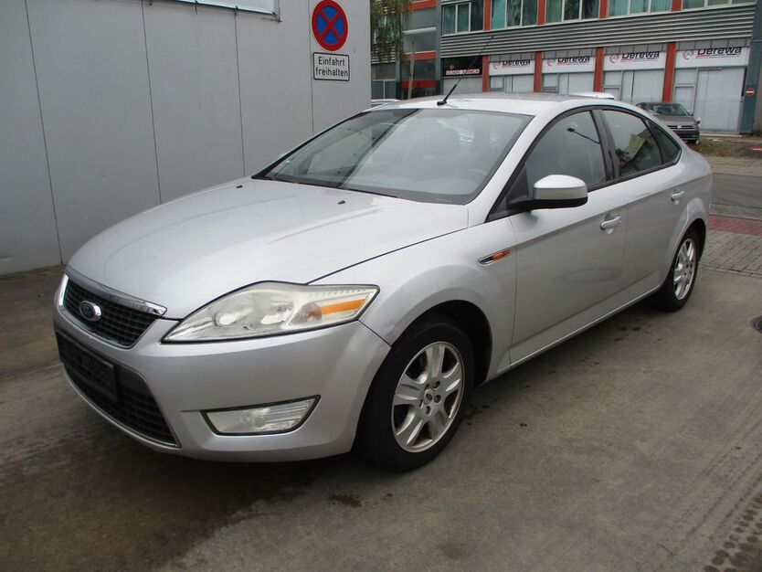 Ford Mondeo 255.000 km 1.970 € Köln 51105
