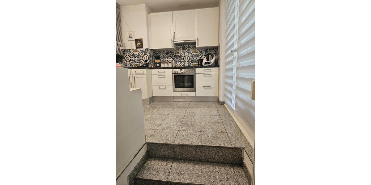 Erdgeschoßwohnung Wuppertal Arrenberg - 3 Zimmer, 80 m&sup2;, 900&euro; | Angebot:24831832