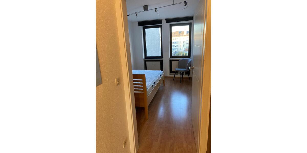 Etagenwohnung Düsseldorf Stadtbezirk 3 - 2 Zimmer, 46 m&sup2;, 1.150&euro; | Angebot:24851497
