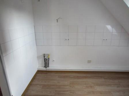 Moderne 4-Zimmer-DG-Wohnung mit 2 Balkonen zimmer