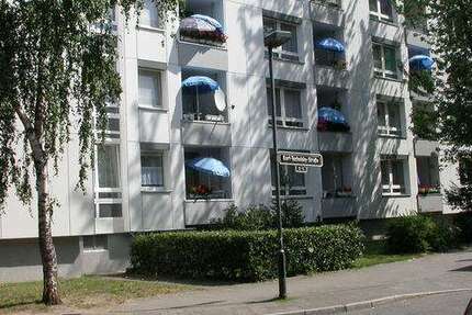Wohnung Düsseldorf Garath - 3 Zimmer, 67 m&sup2;, 749&euro; | Angebot:27020952