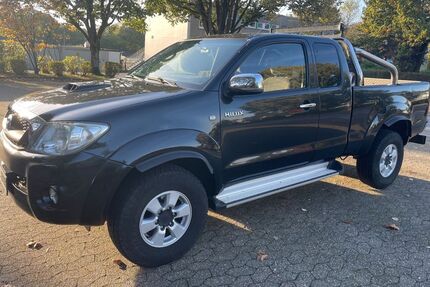 Toyota Hilux 106.870 km 21.000 &euro; Velbert 42549