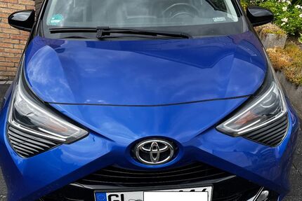 Toyota Aygo (X) 55.600 km 9.200 &euro; Overath 51491