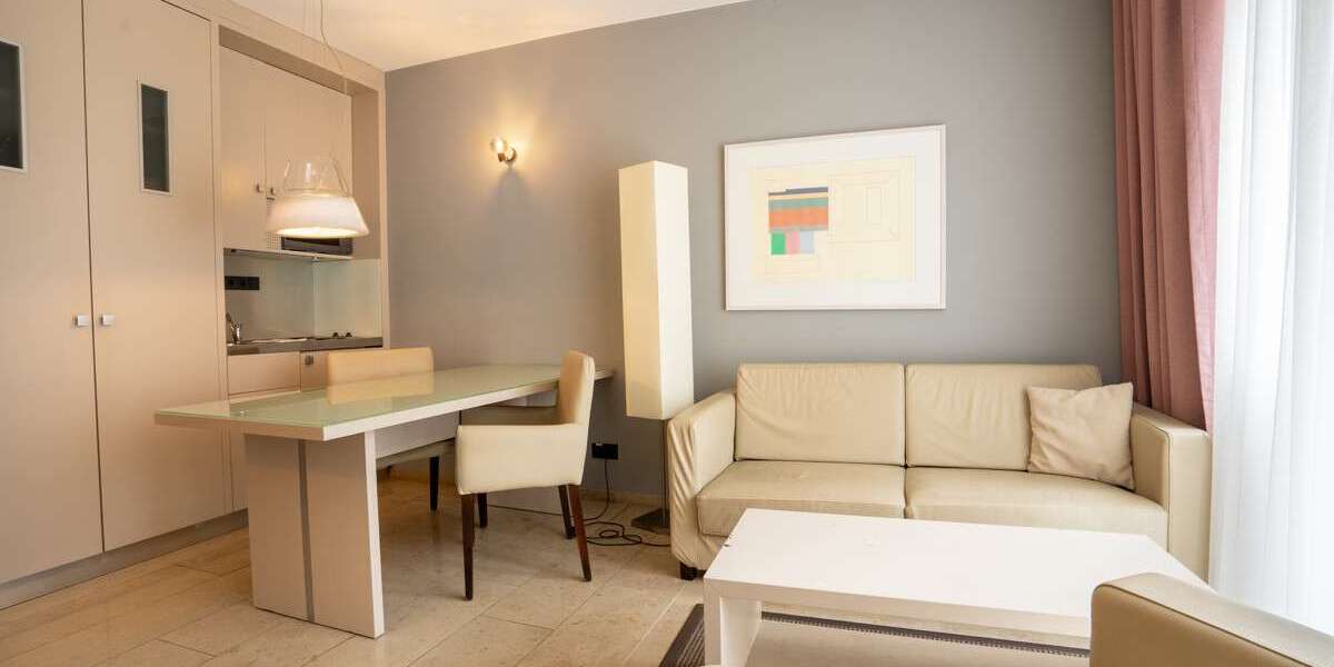 Etagenwohnung Düsseldorf Stadtmitte - 2 Zimmer, 45 m&sup2;, 1.090&euro; | Angebot:25457439