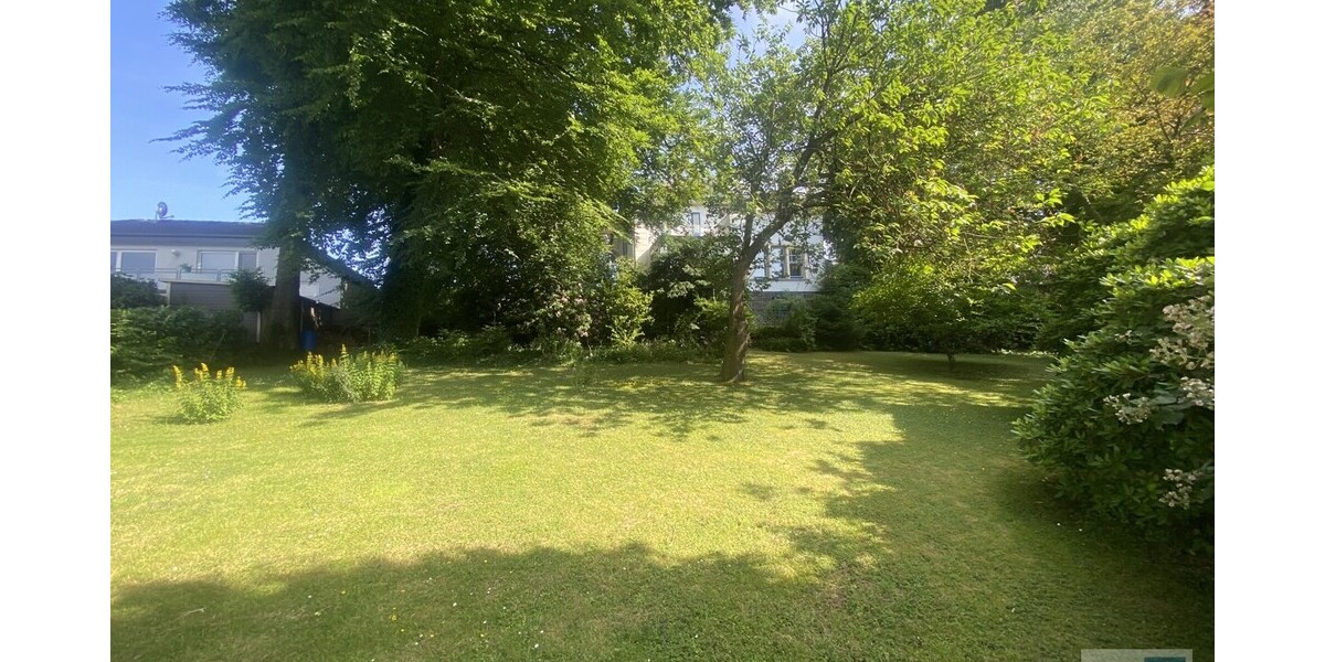 Investorenchance: Quadratisches Baugrundstück für Einfamilien- oder Mehrfamilienhäuser - Grundstück Remscheid Lüttringhausen | Angebot:25498396