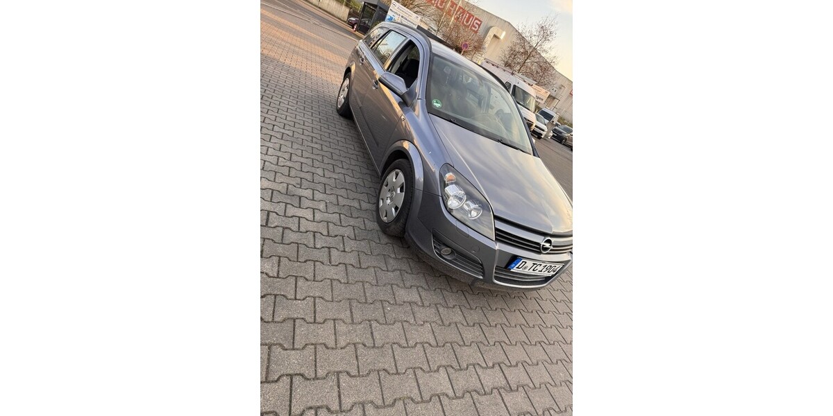 Opel Astra H 158.000 km 3.590 € Düsseldorf 40213