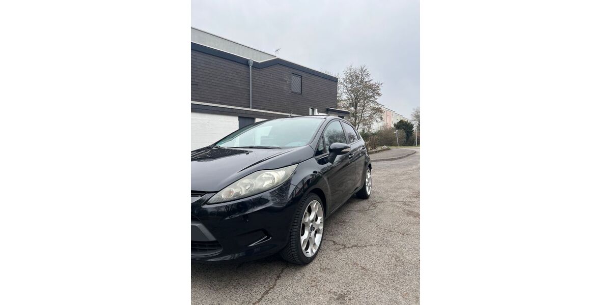 Ford Fiesta 172.000 km 4.100 &euro; Leverkusen 51371