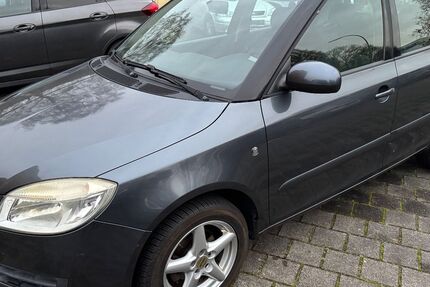 Skoda Fabia 112.000 km 3.999 € Neuss 41462