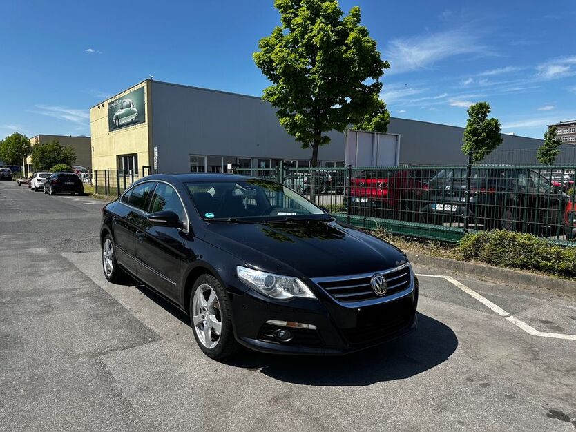 VW Passat 173.000 km 7.000 € Essen 45143