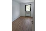 Renovierte 3-Zimmer-Wohnung mit Balkon und Garage