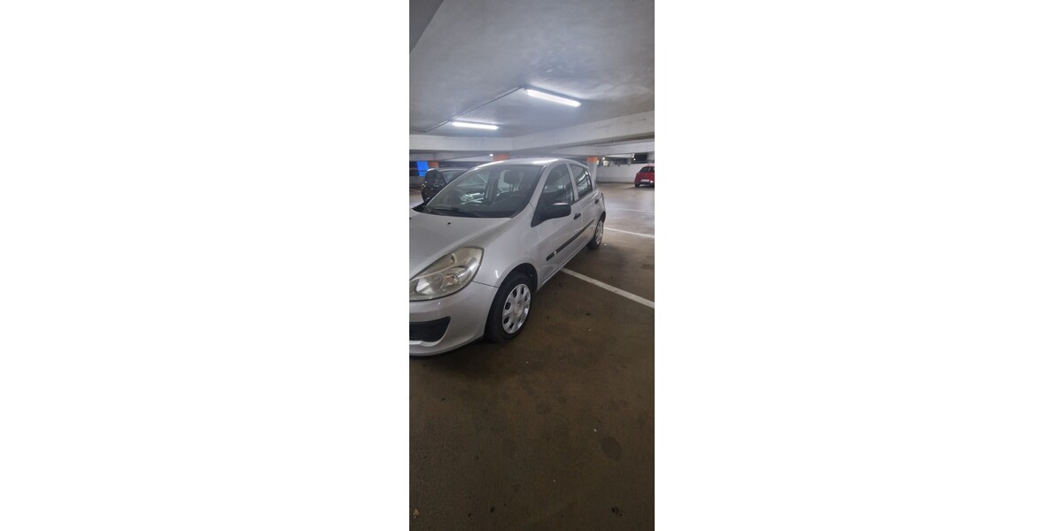 Renault Clio 137.678 km 2.400 &euro; Wuppertal 42275