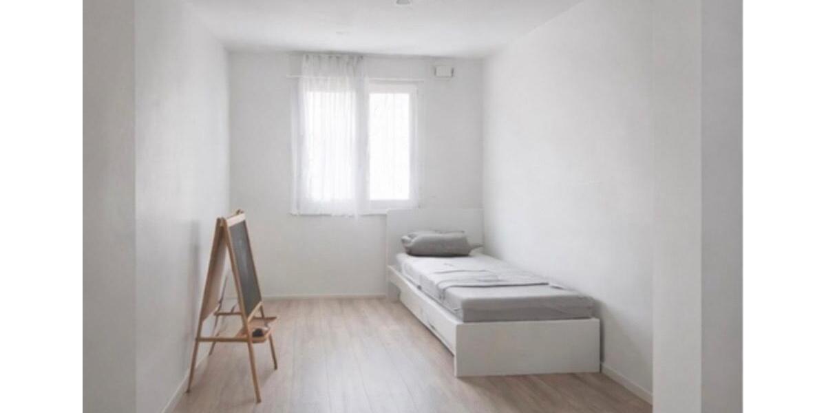 Reihenhaus Ratingen Tiefenbroich - 4 Zimmer, 130 m&sup2;, 1.950&euro; | Angebot:25945147