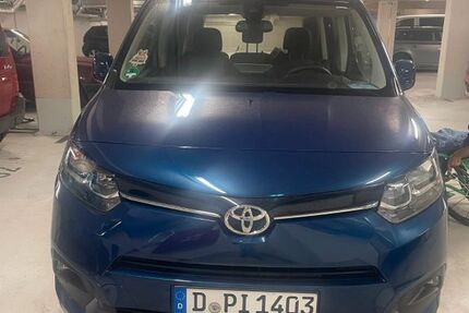 Toyota Proace City 13.224 km 19.000 &euro; Düsseldorf 40227