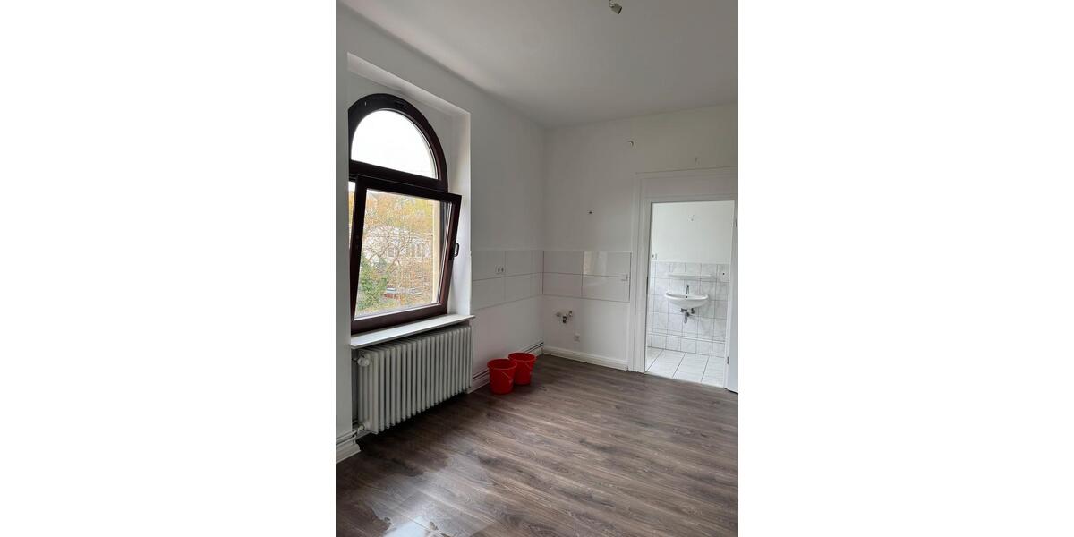 Etagenwohnung Wuppertal Lichtenplatz - 1.5 Zimmer, 50 m&sup2;, 390&euro; | Angebot:26041017